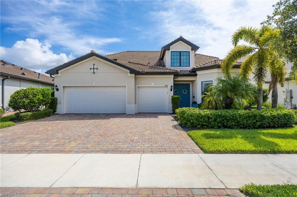 7759 Winding Cypress DR NAPLES, FL 34114