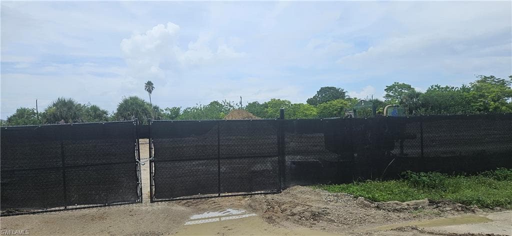 1920 NE 19th AVE CAPE CORAL, FL 33909
