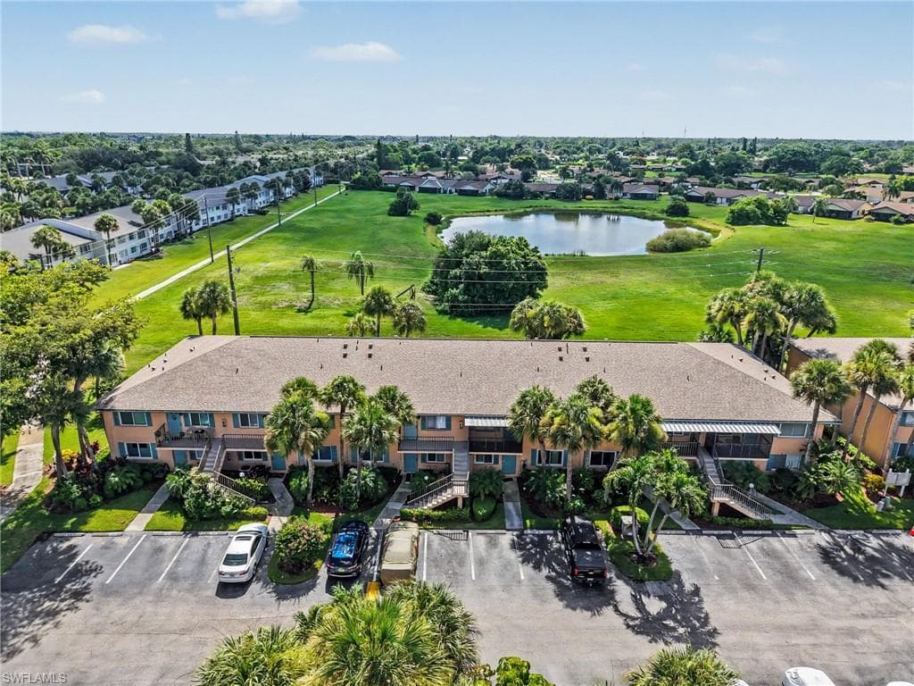 3816 Snowflake LN 1303 NAPLES, FL 34112
