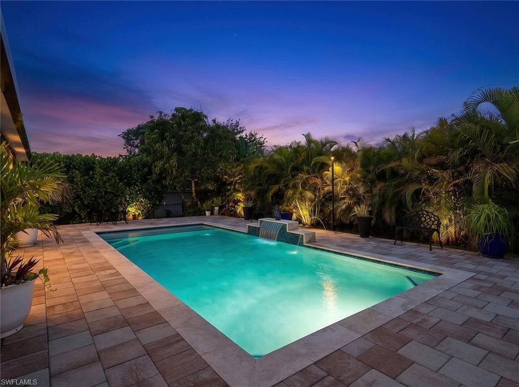 1006 NE 2nd PL CAPE CORAL, FL 33909