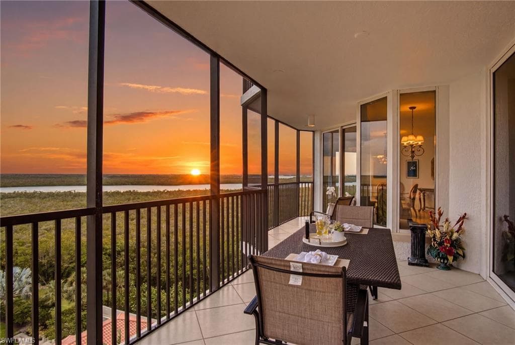 1060 Borghese LN 705 NAPLES, FL 34114