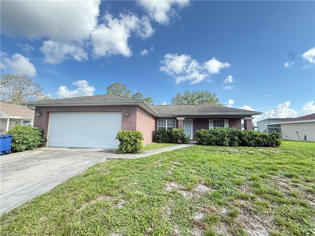 3507 4th ST W LEHIGH ACRES, FL 33971