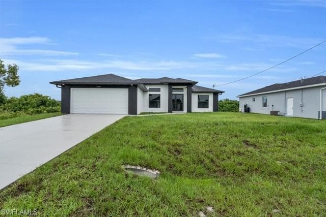 2719 29th ST SW LEHIGH ACRES, FL 33976