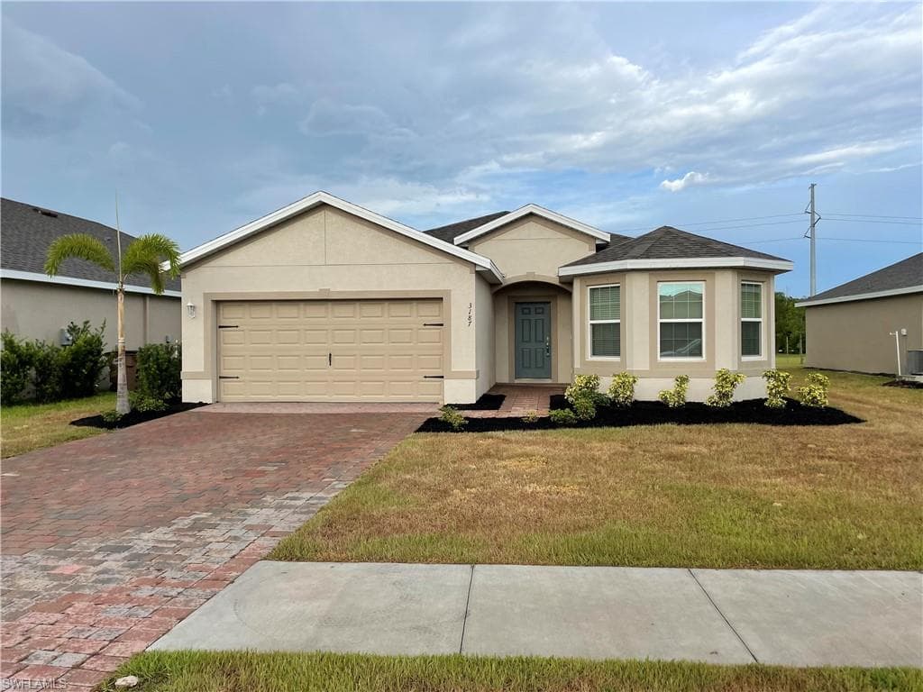 3187 Cozumel CT CAPE CORAL, FL 33909