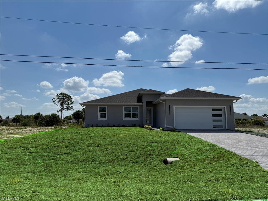 3433 NE 14th PL CAPE CORAL, FL 33909