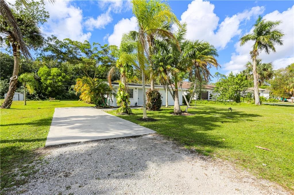 159 5th ST NAPLES, FL 34113