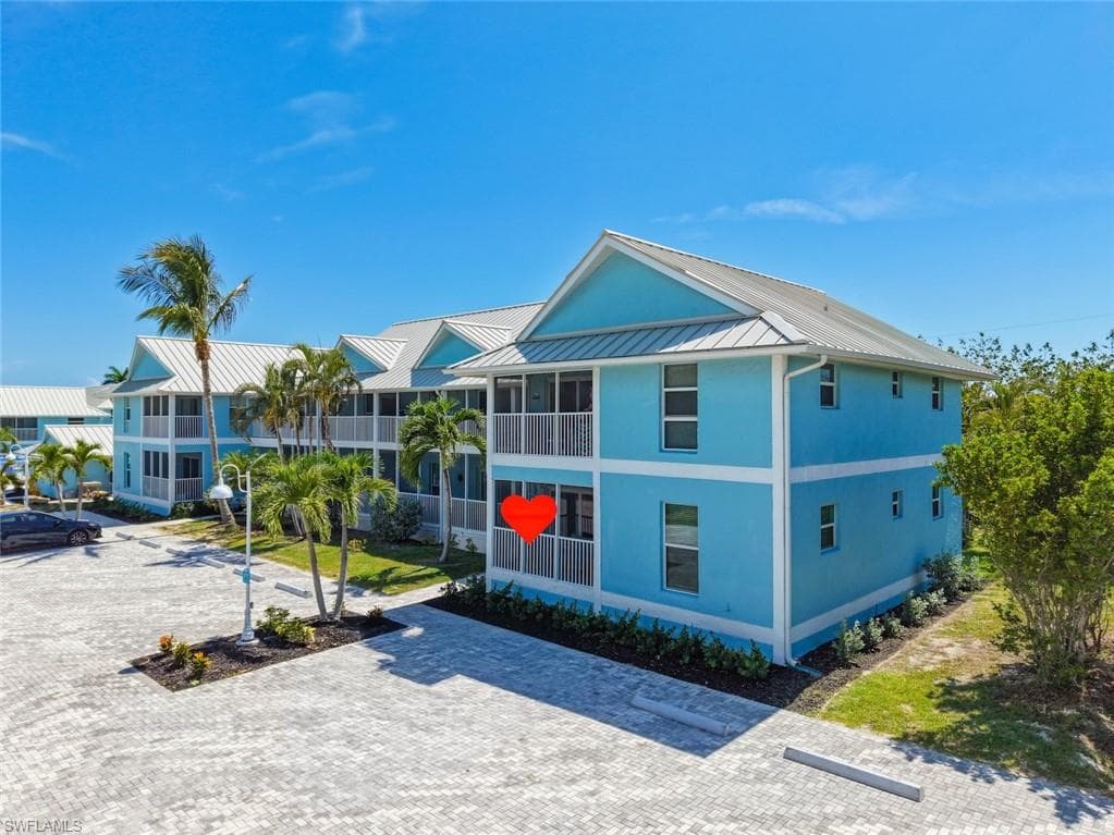2840 W Gulf DR 25 SANIBEL, FL 33957