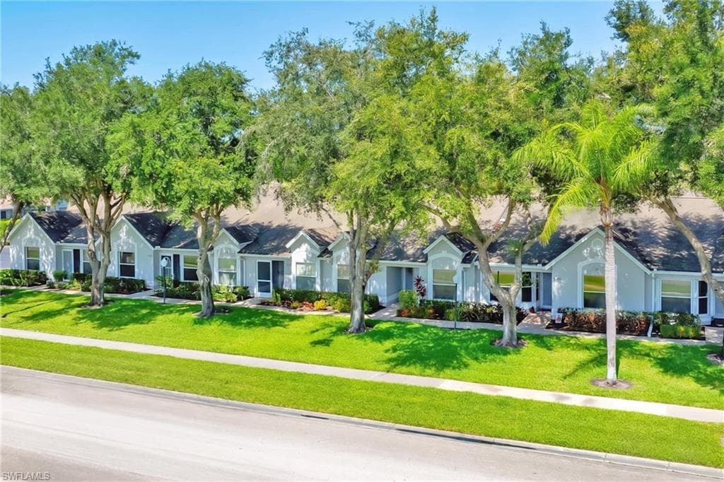 10188 Regent CIR 2802 NAPLES, FL 34109