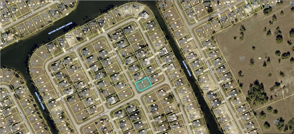 3901 NE 16th AVE CAPE CORAL, FL 33909