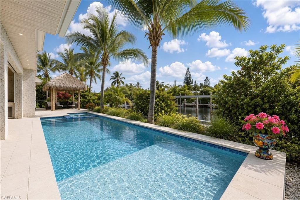 1571 Bonita LN NAPLES, FL 34102