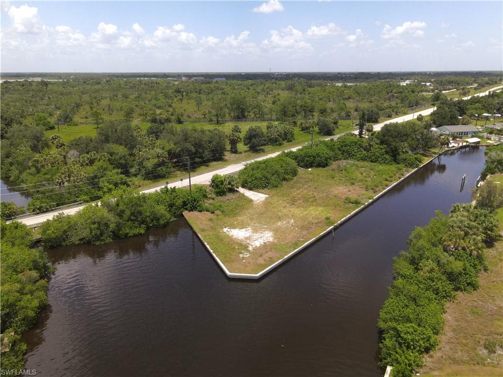 25301 Harborview RD PORT CHARLOTTE, FL 33980