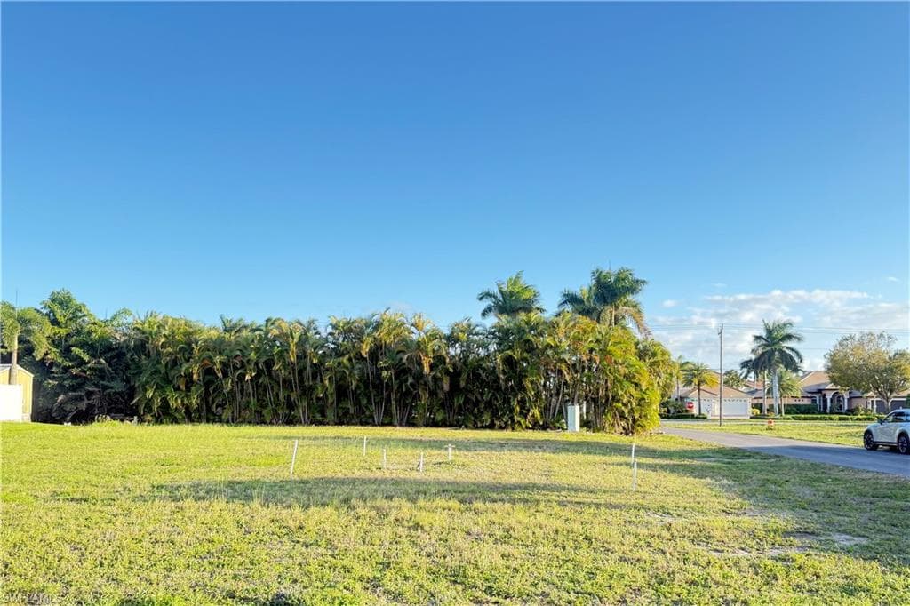 1928 SW 54th LN CAPE CORAL, FL 33914