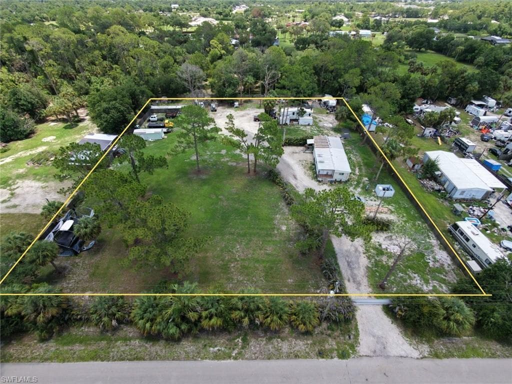 8219 Bartholomew DR NORTH FORT MYERS, FL 33917