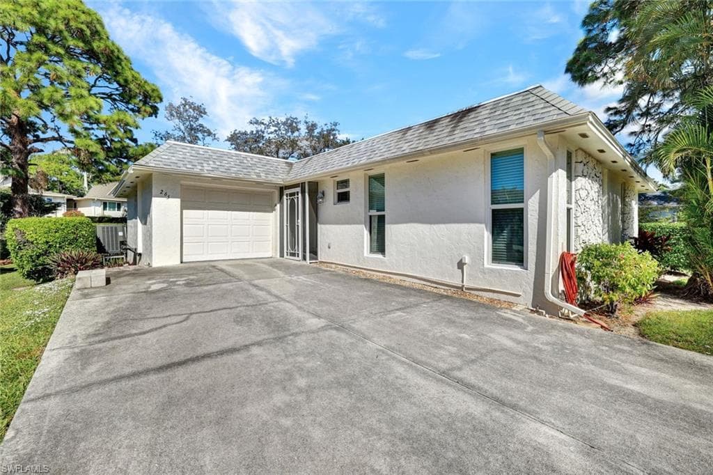 265 Georgetown BLVD 60 NAPLES, FL 34112