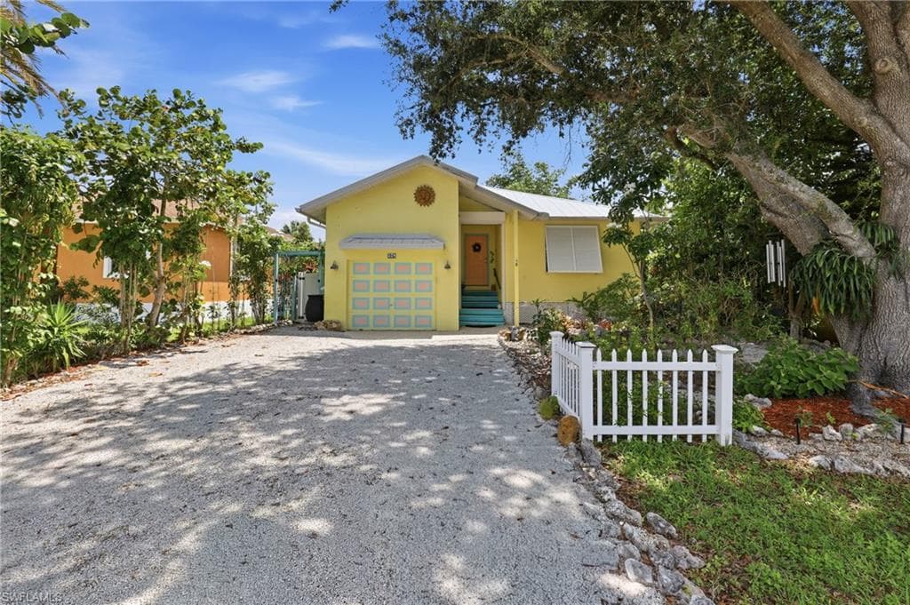 224 Benson ST NAPLES, FL 34113