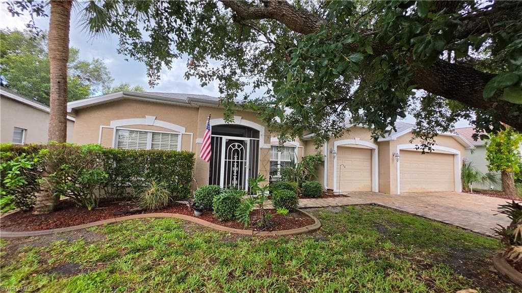 12810 Aston Oaks DR FORT MYERS, FL 33912