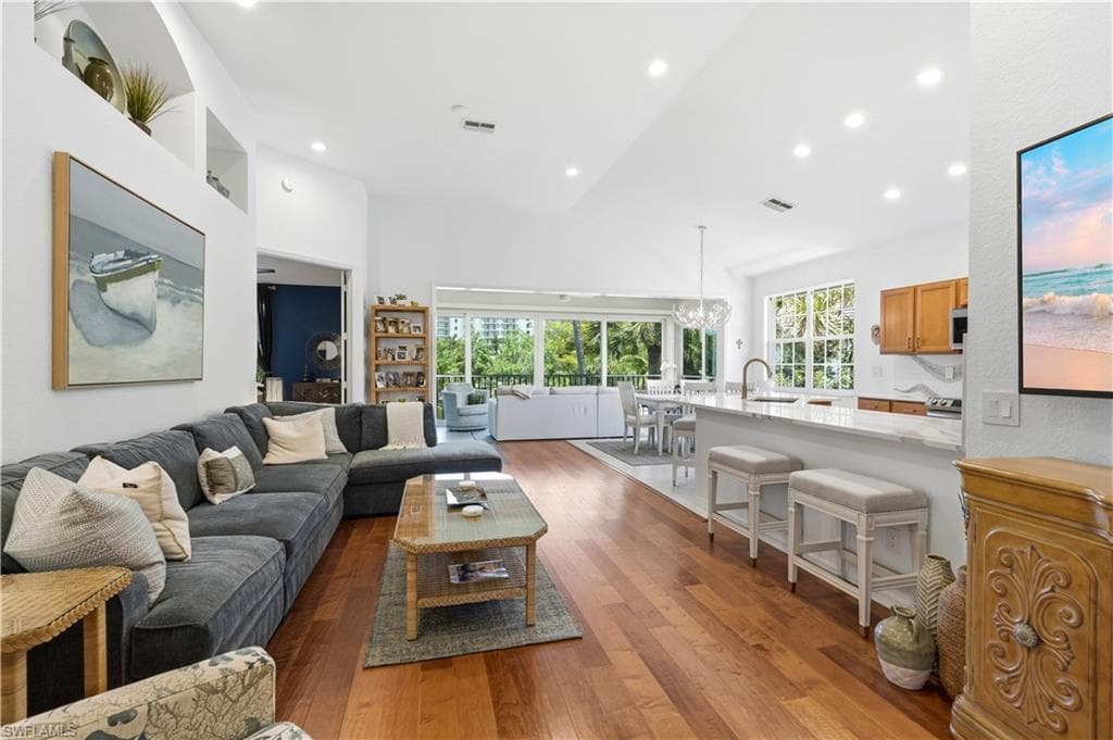 26914 Montego Pointe CT 202 BONITA SPRINGS, FL 34134