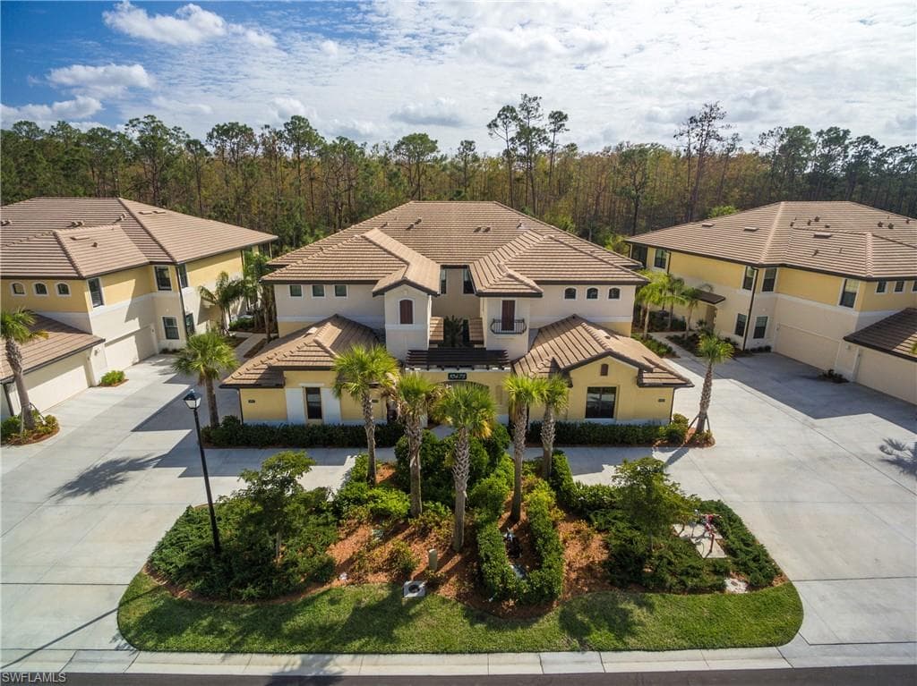 10475 Casella WAY 202 FORT MYERS, FL 33913