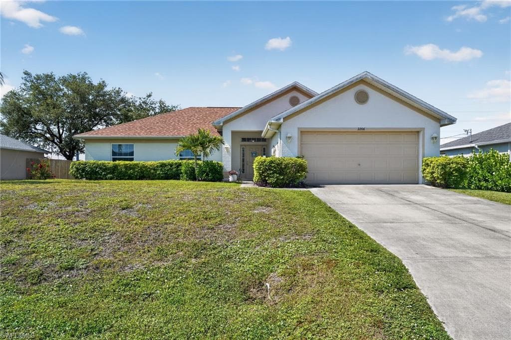 2206 24th TER CAPE CORAL, FL 33909