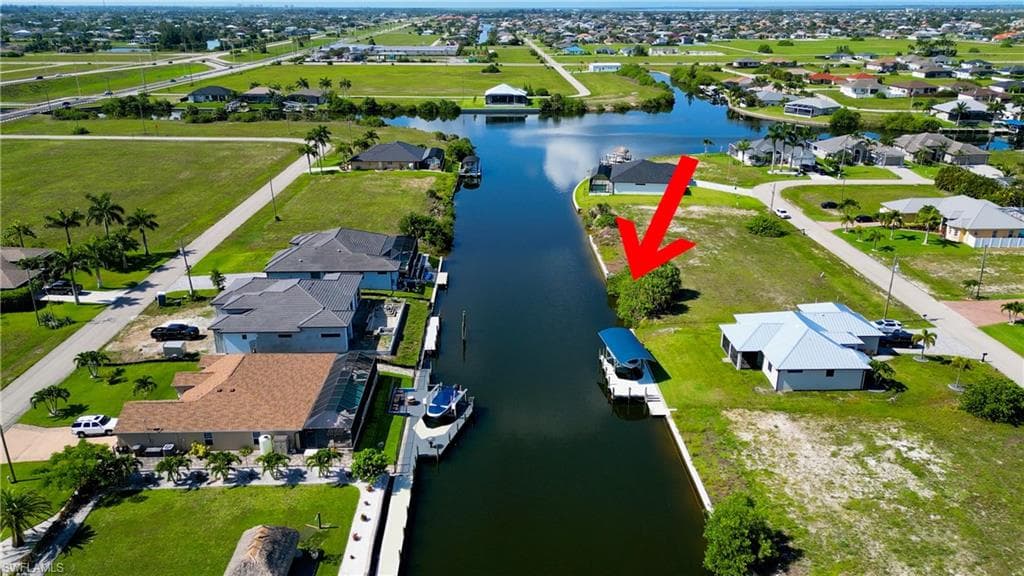 1015 NW 33rd AVE CAPE CORAL, FL 33993