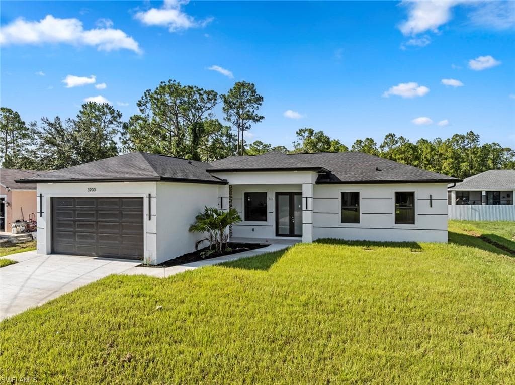 3203 21st ST W LEHIGH ACRES, FL 33971