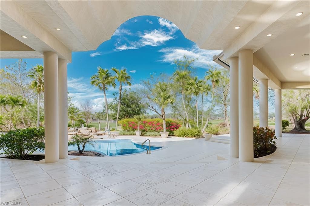 6599 Glen Arbor WAY NAPLES, FL 34119