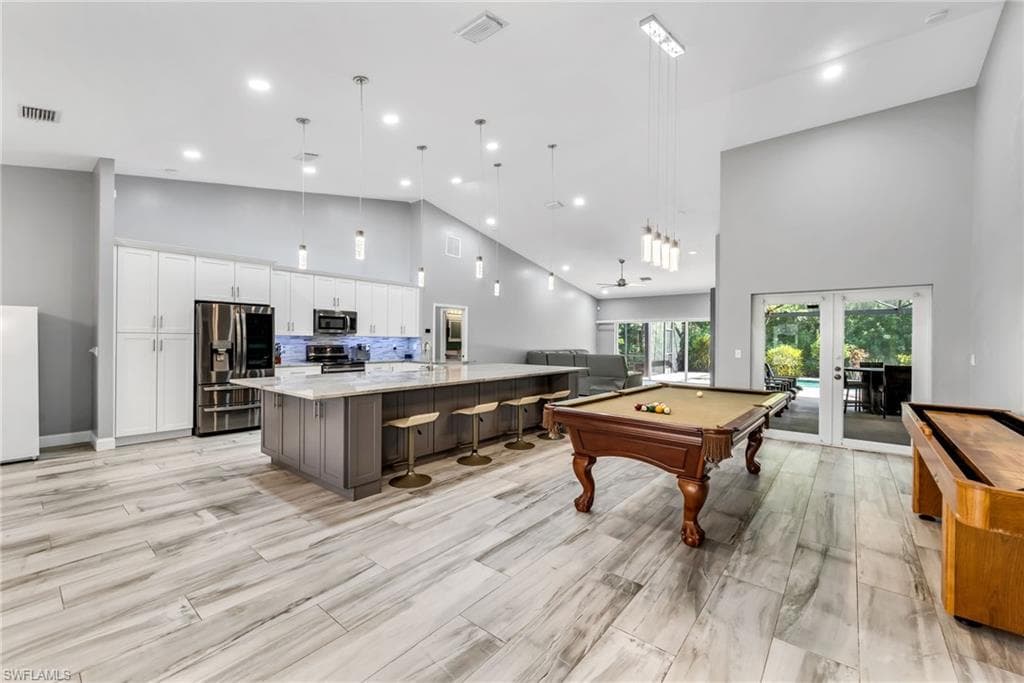 10711 Strike LN BONITA SPRINGS, FL 34135