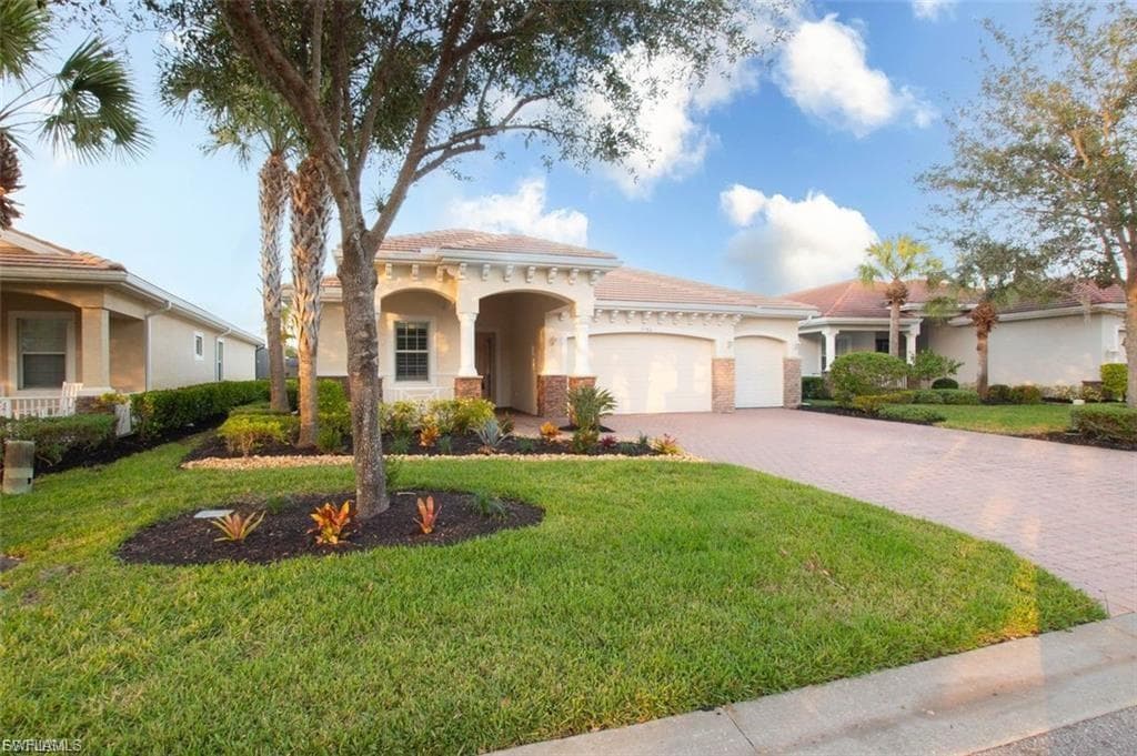 3980 Otter Bend CIR FORT MYERS, FL 33905