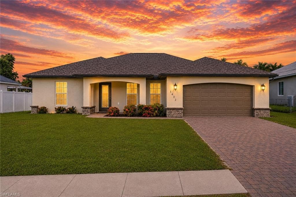 1622 SW 6th AVE CAPE CORAL, FL 33991