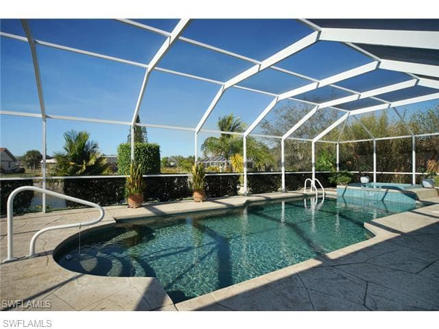 409 SW 7th ST CAPE CORAL, FL 33991