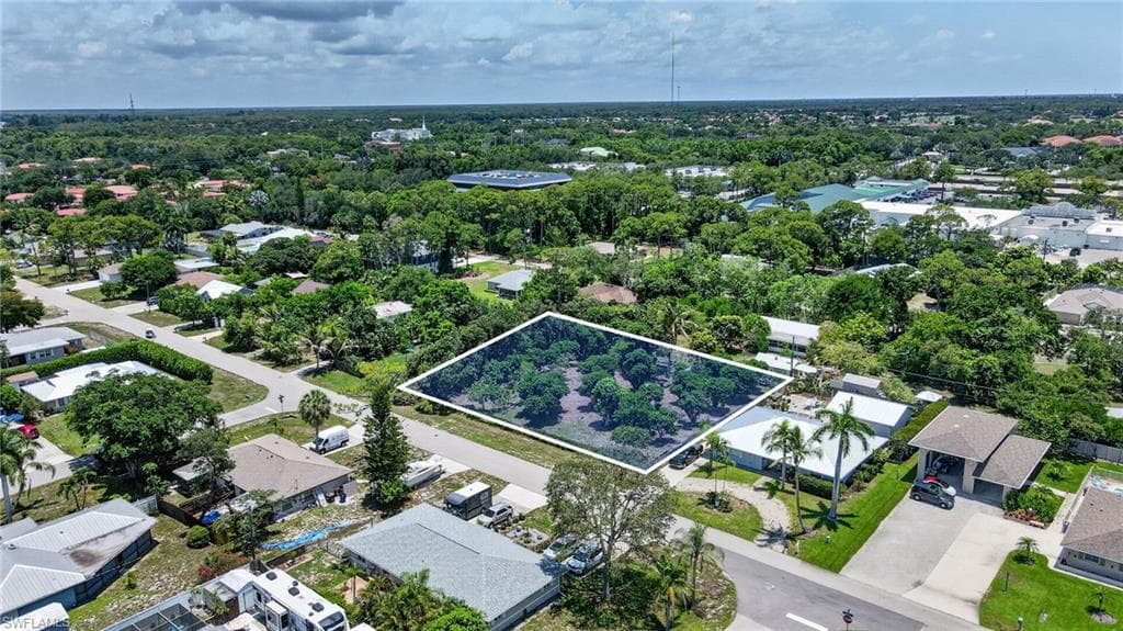 9160 Carolina ST BONITA SPRINGS, FL 34135