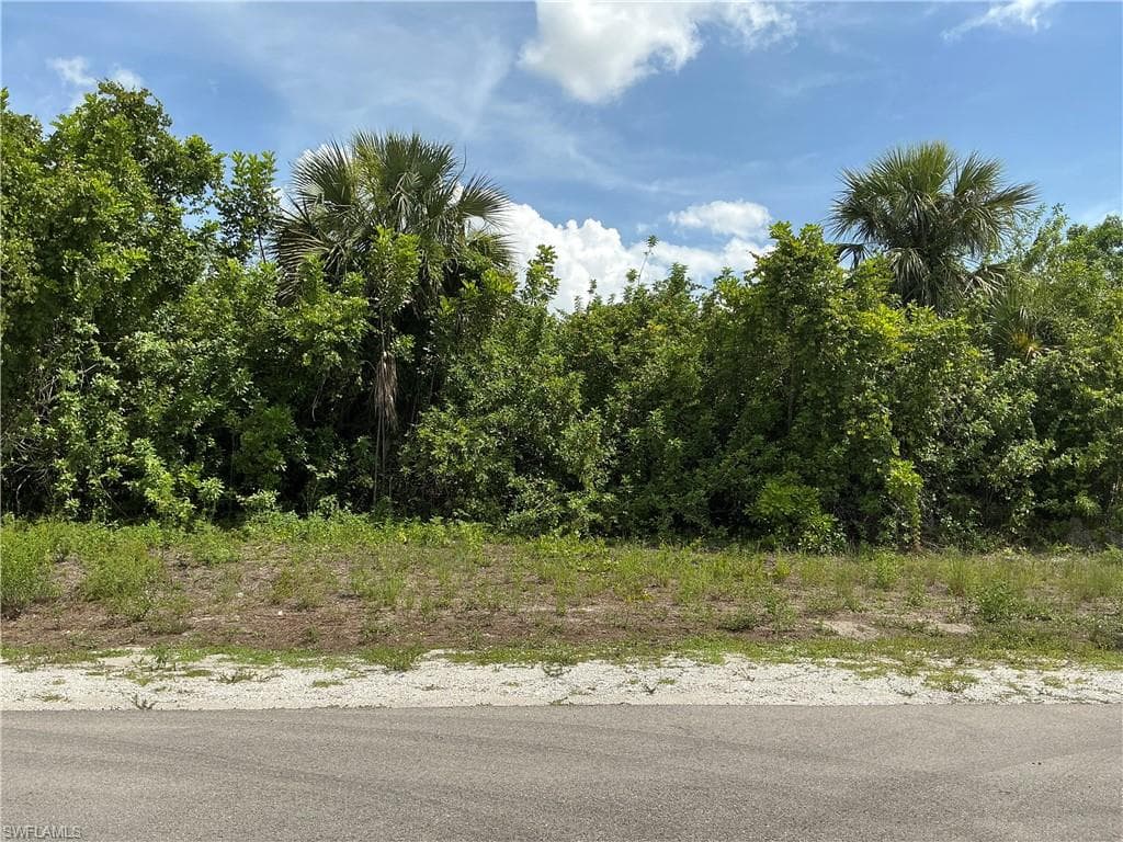 5413 Lee ST LEHIGH ACRES, FL 33971