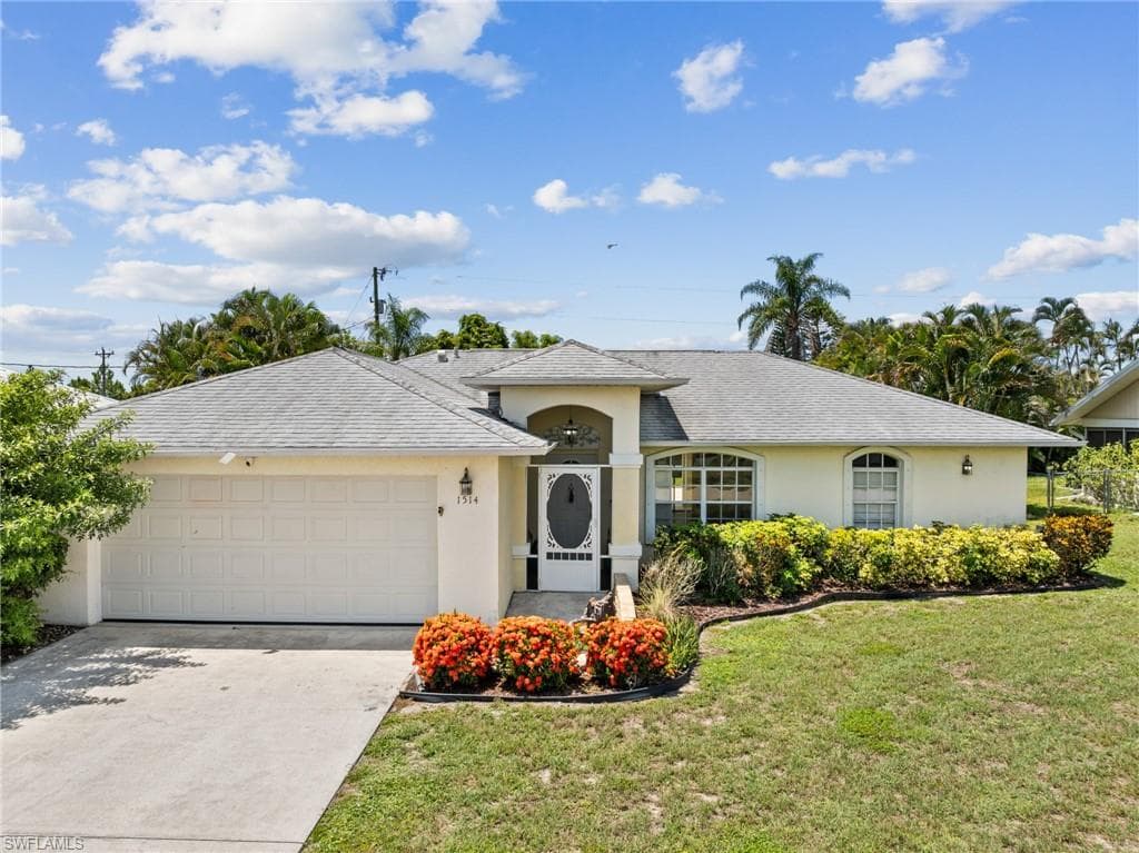 1514 NE 2nd ST CAPE CORAL, FL 33909