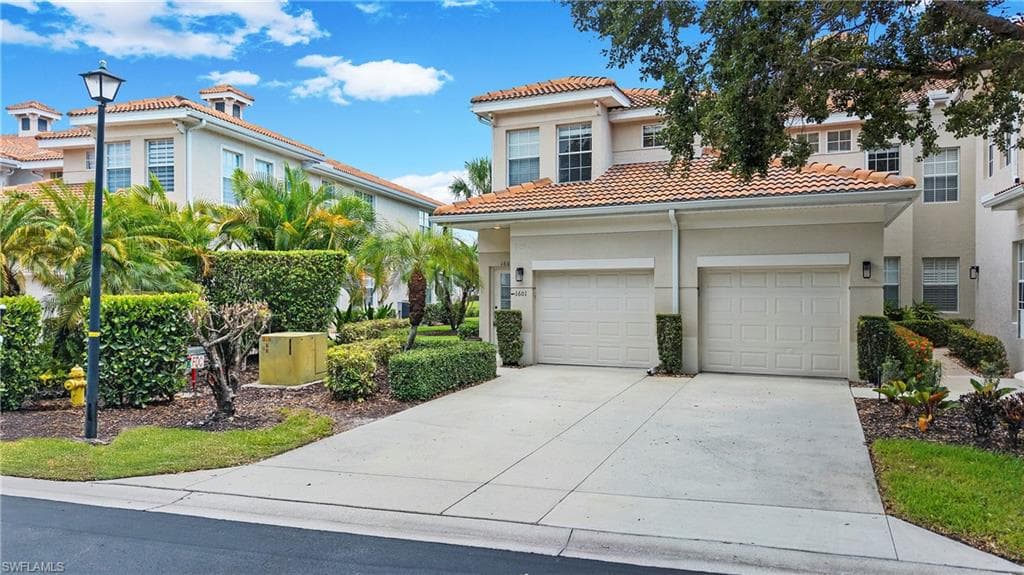 3059 Horizon LN 1602 NAPLES, FL 34109