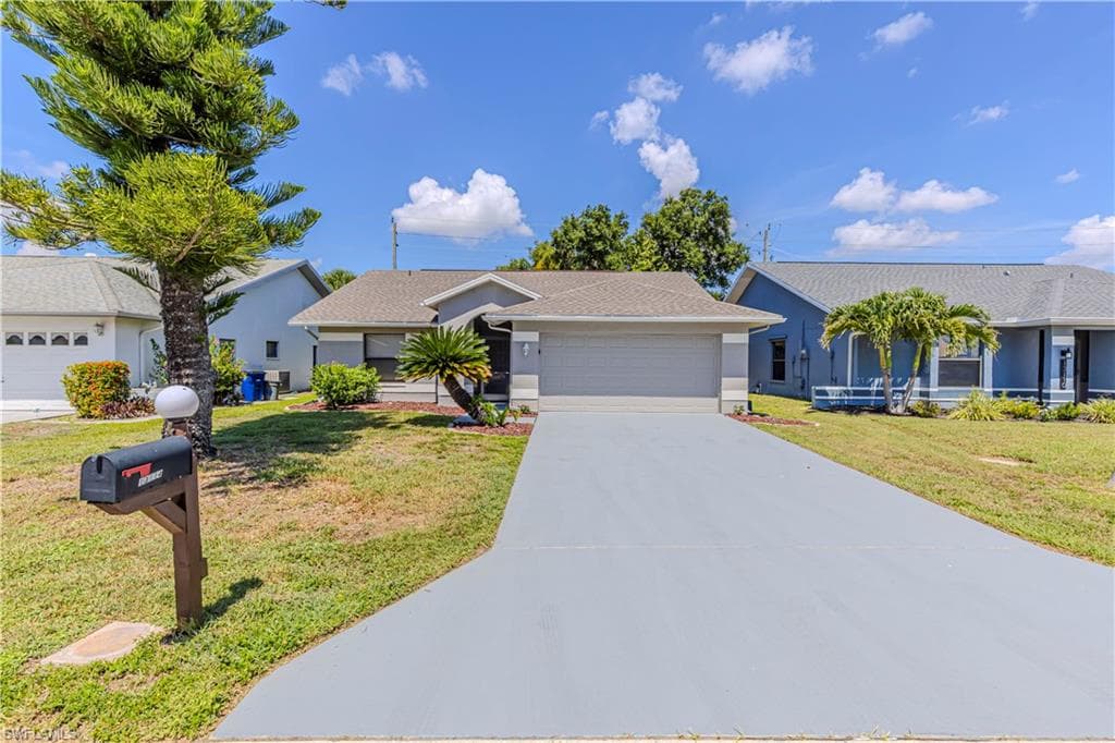 13114 Regent CIR FORT MYERS, FL 33966