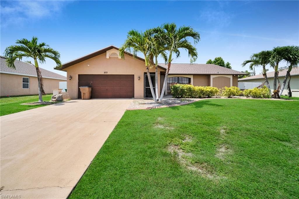 203 SE 16th TER CAPE CORAL, FL 33990