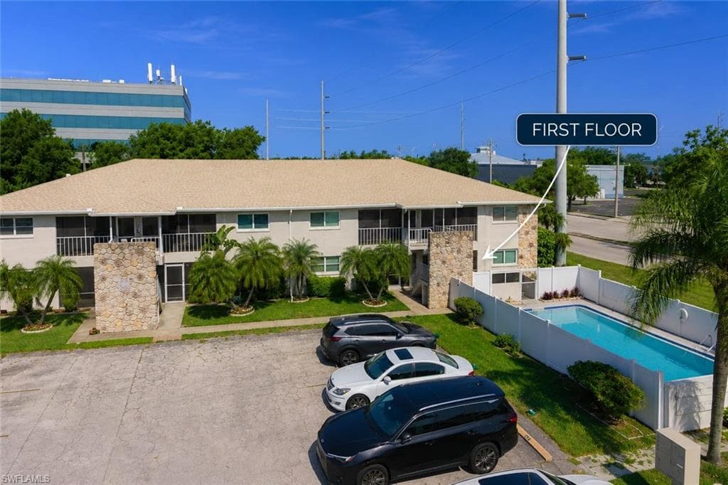 2504 SE 16th PL 104 CAPE CORAL, FL 33904