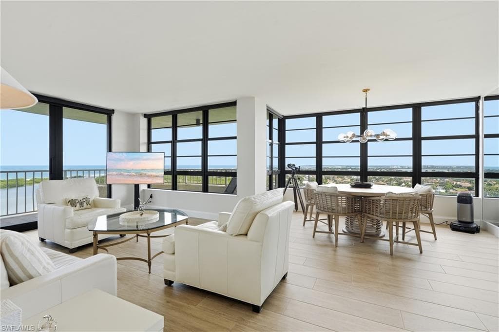 440 Seaview CT 1503 MARCO ISLAND, FL 34145