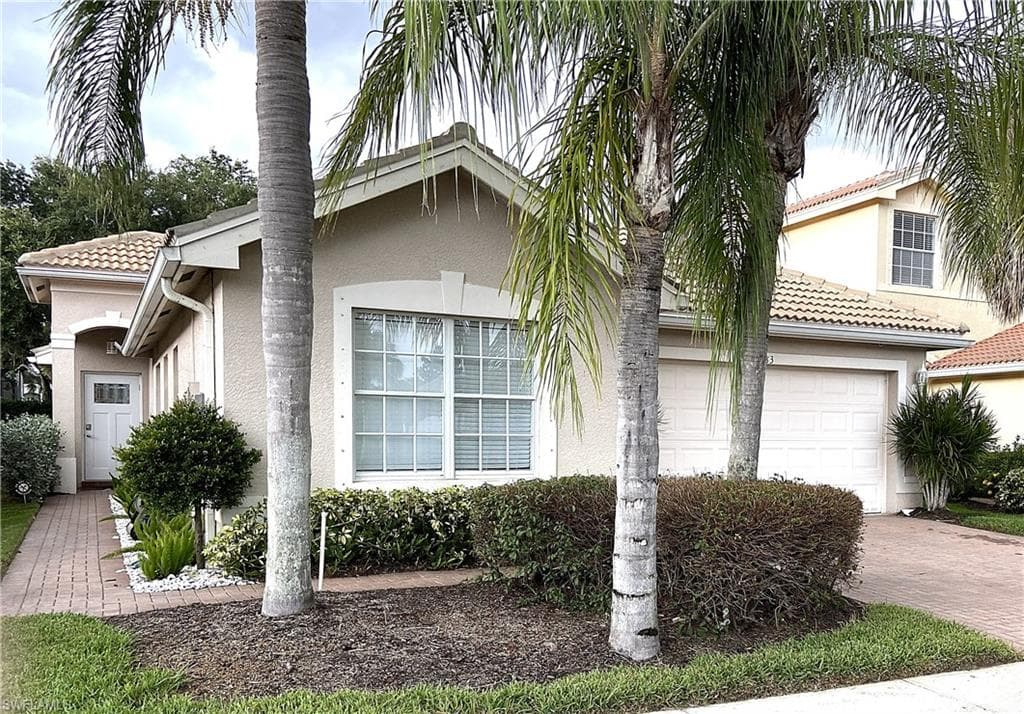 1783 Ribbon Fan LN NAPLES, FL 34119