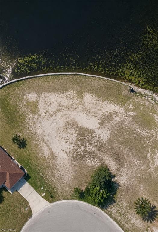124 SE 15th PL CAPE CORAL, FL 33990