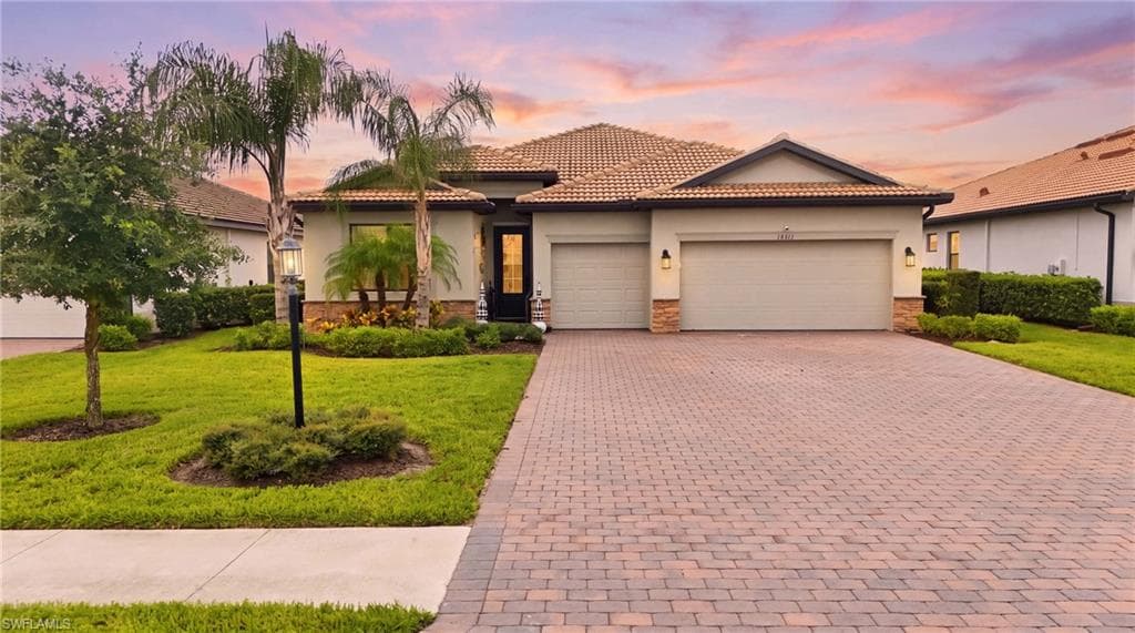 18311 Parksville DR ESTERO, FL 33928