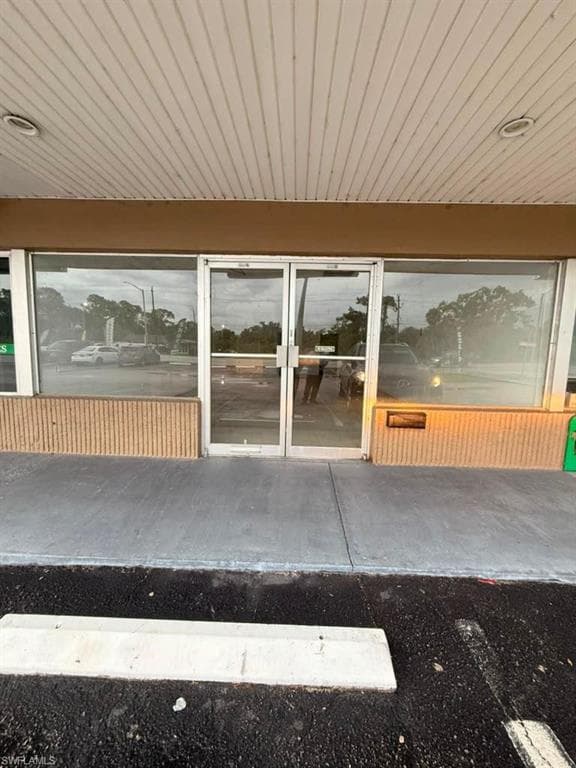 710 Pondella RD 3 NORTH FORT MYERS, FL 33903