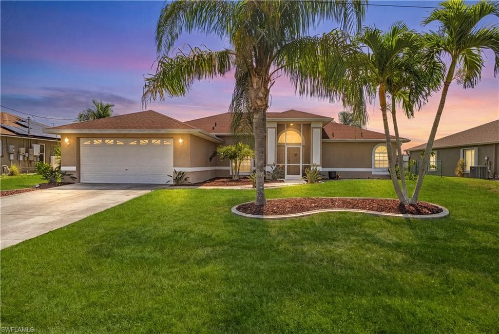 17 SE 15th AVE CAPE CORAL, FL 33990