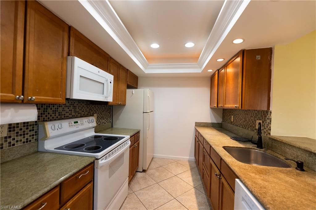 3655 Boca Ciega DR 306 NAPLES, FL 34112