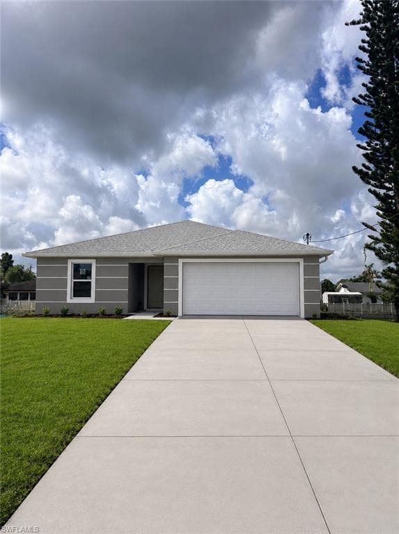2406 Bay PLZ LEHIGH ACRES, FL 33936