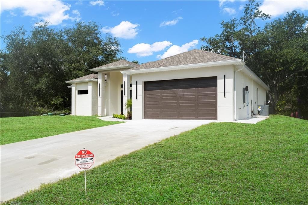 619 Sheldon AVE LEHIGH ACRES, FL 33936