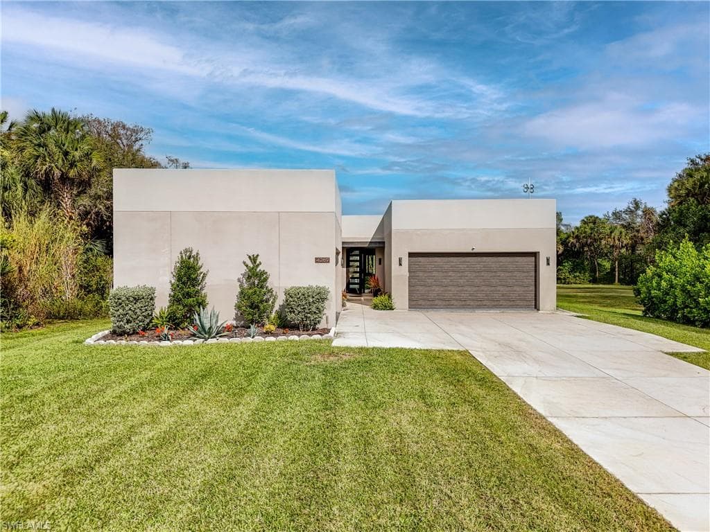 4269 15th AVE SW NAPLES, FL 34116