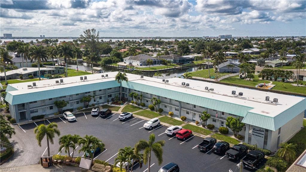 4940 Vincennes ST 106 CAPE CORAL, FL 33904