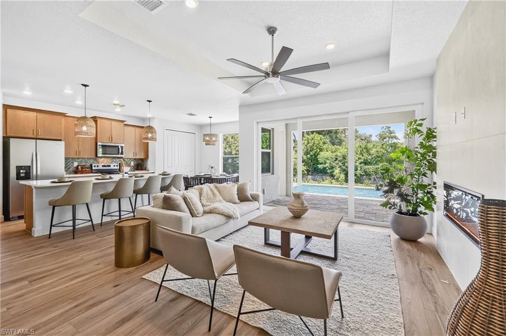 1333 Carlene AVE FORT MYERS, FL 33901