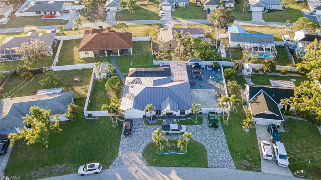 222 NE 22nd AVE CAPE CORAL, FL 33909